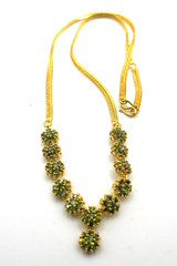 Vintage Green Peridot Jewelry Set – 18K Gold Plated Floral Necklace & Earrings