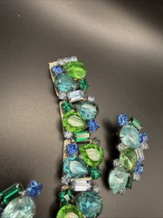Juliana Style 1950’s Statement Rhinestone Bracelet Clip On’s Rare Blue Green