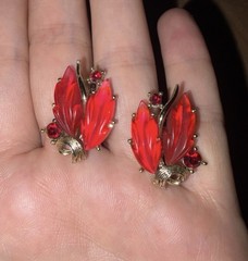 Vintage 1950s Lisner Signed Red Jelly Lucite Leaf Clip On Earrings Rhinestone