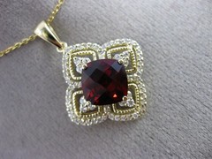 ESTATE 2.46CT DIAMOND & GARNET 14KT YELLOW GOLD SQUARE FILIGREE FLOATING PENDANT