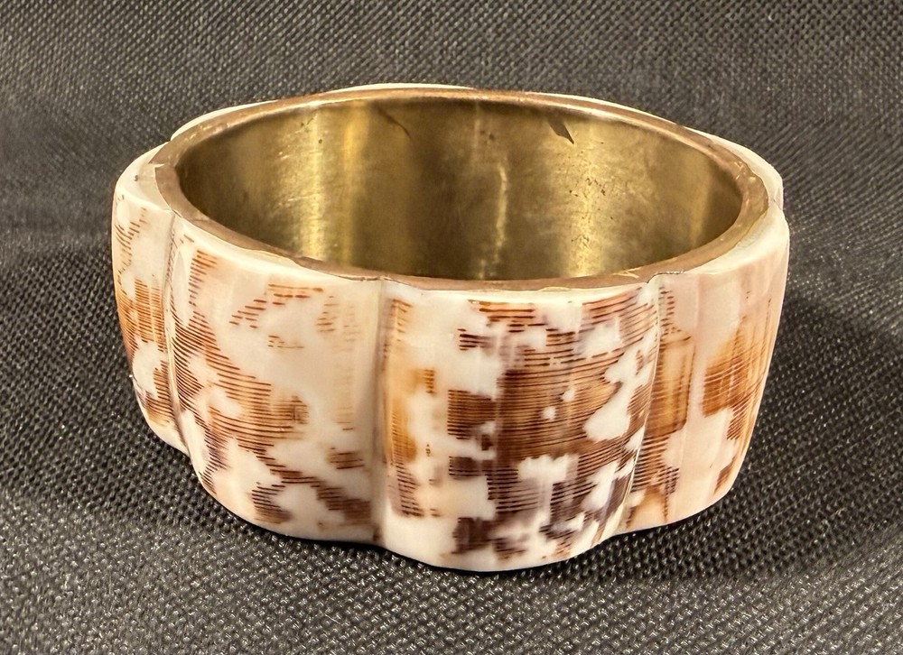 Vintage Philippine Shell Cuff Bracelet Handmade Inlaid Inlay Boho Beach 3-1/8”