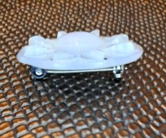 Vintage 1960’s Mother of Pearl Pin Brooch. Secure Clasp. Mint 1″ Round