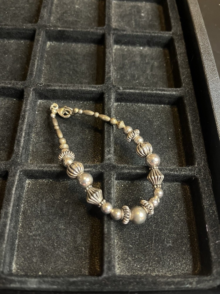 Vintage sterling silver 925 bracelet wire strung beads size 6 1/4