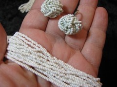 LOT P21 – 8 pc VINTAGE PEARL & SEED BEAD NECKLACE EARRINGS BRACELET RING CLUTCH