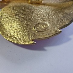 Lind-gal Gold Tone Pink White Enamel Textured Flower Leaf Brooch Vintage 1960’s