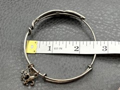 Vintage Nola FLEUR De Lis Feather Expandable Charm Bracelet New Orleans Souvenir