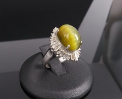 Vintage 8.54ct Cat’s Eye Tourmaline & 1.08ct Diamond Platinum Ring, Size 6