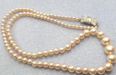 Vintage Faux Glass Pearl Beads Necklace 16in.