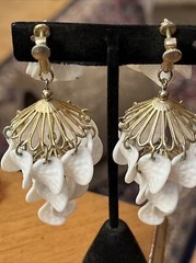 Vintage Huge Napier Pebbled White Chandelier Dangle Drop Clip On Earrings MCM