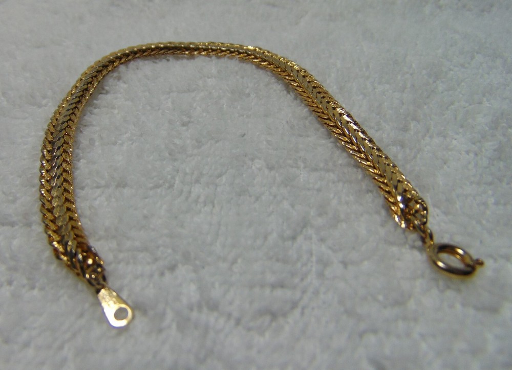 Vintage Gold Tone Shiny Bracelet, No brand, 7 inches