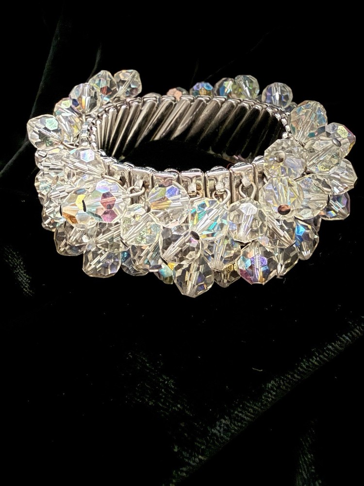 Vintage Aurora Borealis Bead Cha Cha Style Stretch Bracelet Silver Tone Japan
