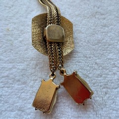 Selro Selini, asian princess, neckless & clip earrings, beautiful & very nice,