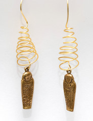 Vintage Gold Tone Egyptian Sarcophagus Dangle Earrings 3 1/8″ L