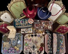 Rhinestone Vintage Jewelry Brooch Lockets Crystal Coro Juliana Weiss Robert Hobe