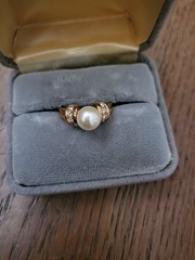 Vintage Goldtone Faux Pearl with Rhinestone Accents
