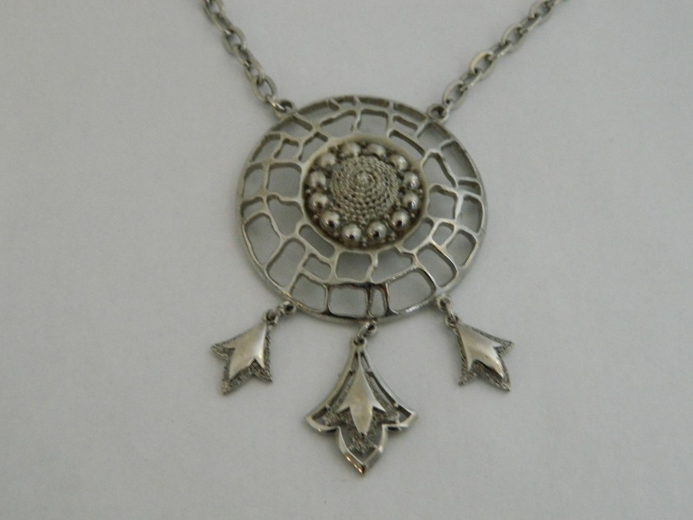 Vintage Lisner Statement Round Dangle Pendant Necklace Open Work Silver Tone