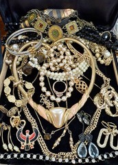Vintage Estate Costume Jewelry Lot! MONET, NAPIER and more!