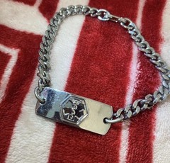 Vintage Diabetic Medical Alert ID Bracelet Silver Tone Curb Link Chain Emergency