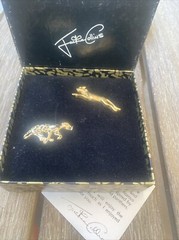 Jackie Collins Set 2 Gold Tone Rhinestone Panther Tiger Leopard Pin In Box