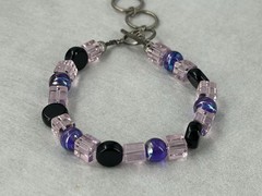 Handmade Shades of Purple Glass Bead Bracelet