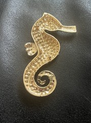 Florida Blue Rhinestone Seahorse Brooch Pin Gold Tone Ocean Life Mermaid Costume