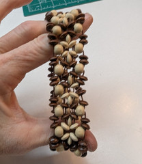 Vintage 2 Colors Beads Hard Wood Hippie Stretchable Bracelet 3.5 Inch