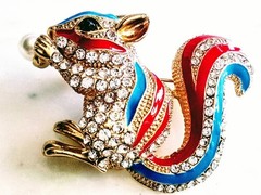 PATRIOTIC SQUIRREL BROOCHCostume Pearl Nut.Red/White/Blue Enamel Rhinestone Pin!