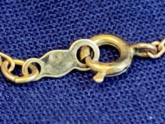 Vtg Gold Filled Locket Necklace 4.8g Fine Jewelry 14.5″ Chain Diamond Cut Design