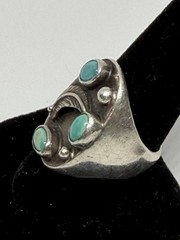 Vintage Old Pawn Southwest Turquoise Stones Feather Heavy Sterling Ring Size 10
