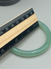 Vintage Green Glass Bangle Bracelet Small 2.25″ Opening Diameter