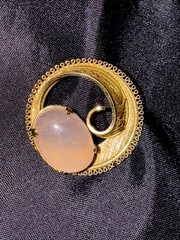JJJ 12K GF Filigree Rose Quartz Brooch Vintage