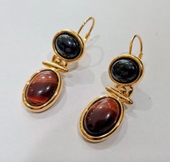 Vintage Gold Tone Tiger Eye Black Onyx Double Cabochon Leverback Drop Earrings