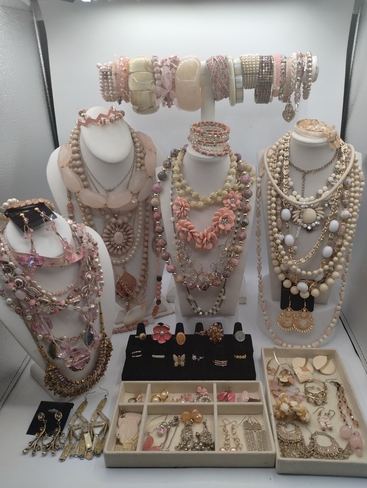 Peaches & Cream Gold Tone Jewelry. All Wearable. Some Branded. 96 PCs Lot #165