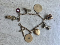 Vintage 7″ 12K GF Gold Filled Charm Bracelet 9 Charms Old Locket Fob 32g H6