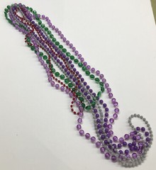 Vintage Set of 5 Plastic Beaded Necklaces Purple Green Gray 23-36″