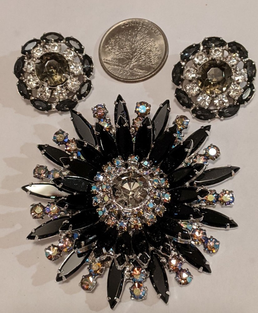 Vintage Juliana (D&E) Black Navette Rhinestone Brooch with Signed Reinad Clip-On