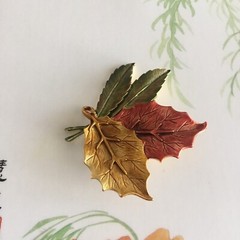 Signed Tona Brooch Pin Yellow Red And Green Leaf Design