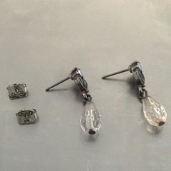 Avon NR Vintage Silver Tone Blue Rhinestone Clear Glass Teardrop Dangle Earrings