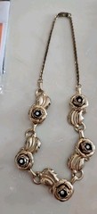 Vintage Gold Tone Rhinestone Floral Rose Link Necklace Choker – 15.5 inches