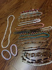 19 Vintage Beaded Necklaces & Bracelets- Lot 1 (Various Styles, Colors & Clasps)