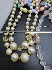 Vintage Jewelry Lot 11 Pc 6 Necklaces 3 Earrings 2 Bracelets Pastel Beaded
