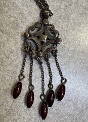 Vintage Style Necklace Dangling Burgundy Beads & Rhinestones Bronze Tone Chain