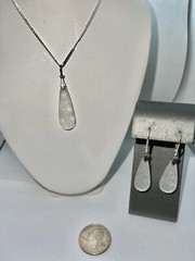 Art Deco Crystal Floral Frosted Molded Glass Pendant Necklace & Earring Set