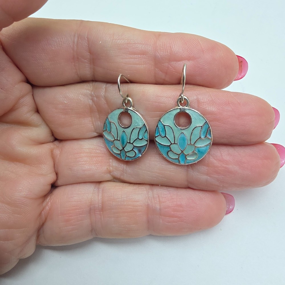 Two Tone Blue Enamel Silver Tone Metal Floral Disc Pierced Earrings Vintage