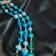 Vintage 3 Strand MCM Art Glass Lucite Bead Necklace Aqua Teal Blue 1950s-1960s