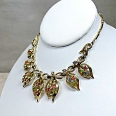 Vintage Gold Tone Multi Color Pastel Rhinestone Leaf Collar Choker Necklace 1950