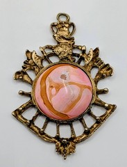 Vintage Heraldic Crown Lion Crest Pendant Lot Gold Tone Teal Green Pink Marbled