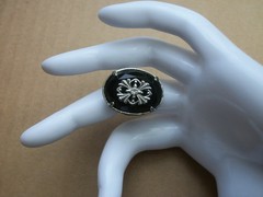 Vintage Avon Art Deco Black Oval Ring Silver Tone Gothic Filigree Size 8.5