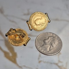 Amazing Unsigned Yellow Gold Plated Faux Coin Black Glass Clip On Earrings