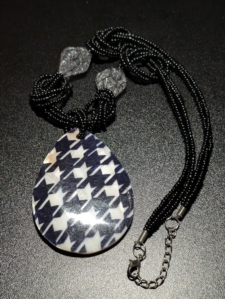 Vintage Style Statement Necklace Mother of Pearl Houndstooth Pendant Crackle…